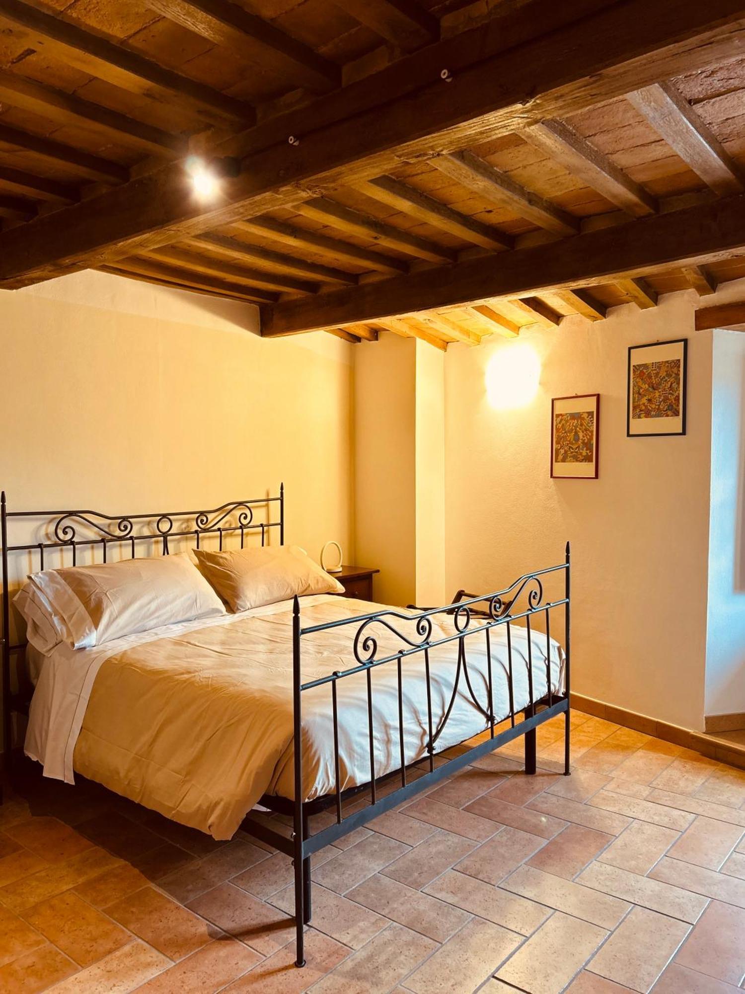 Locale Guest House Pietralunga  Ngoại thất bức ảnh